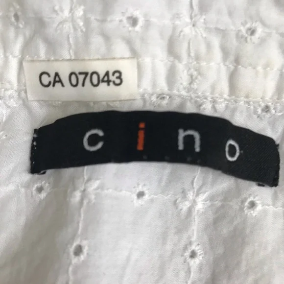 CINO | White Button Down Blouse - Picture 3 of 3